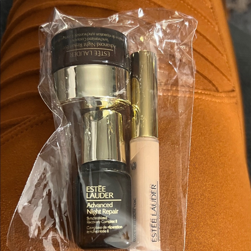 Estee Lauder Advanced Night Repair Set - new!